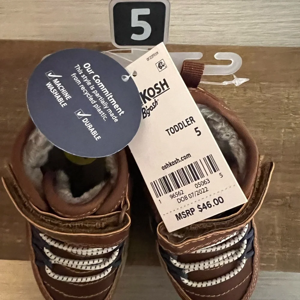 NWT OshKosh B’gosh Allister Toddler Boys Ankle Boots Size 5 - Picture 8 of 8